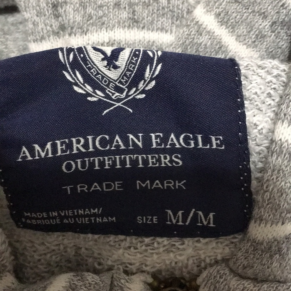 Sweater - Picture 4 of 4